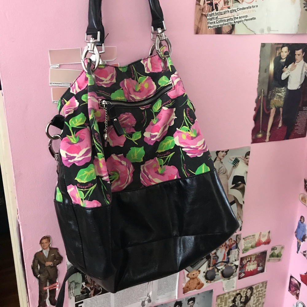 BETSEYVILLE  oversized rose print bag